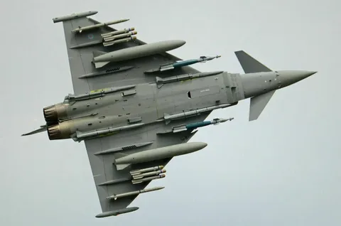 Türkiye Eurofighter Savaş Uçaklarına Yöneliyor: Avrupa’dan Yeni Nesil Teknoloji Entegrasyonu 1 eurofighter