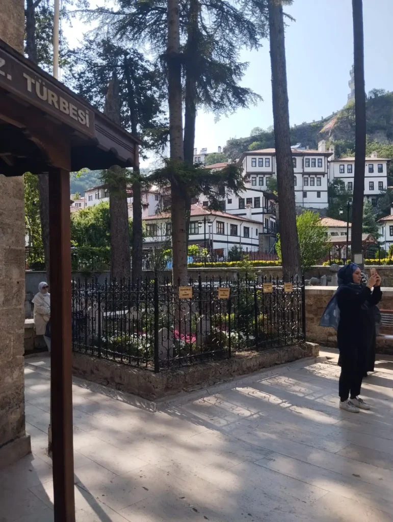 Akşemsettin Hazretleri Türbesi Nerede? 7 aksemsettin hz turbesi 7