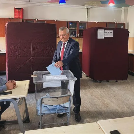 goynuk belediye baskani ali oral