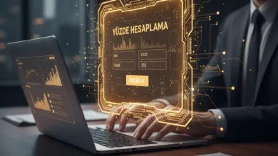 En Pratik Yüzde Hesaplama Yöntemleri 5 modern bir ofis ortamında laptop ekranında yüzde hesaplama grafikleri, hesap makinesi ve şık bir kalem.